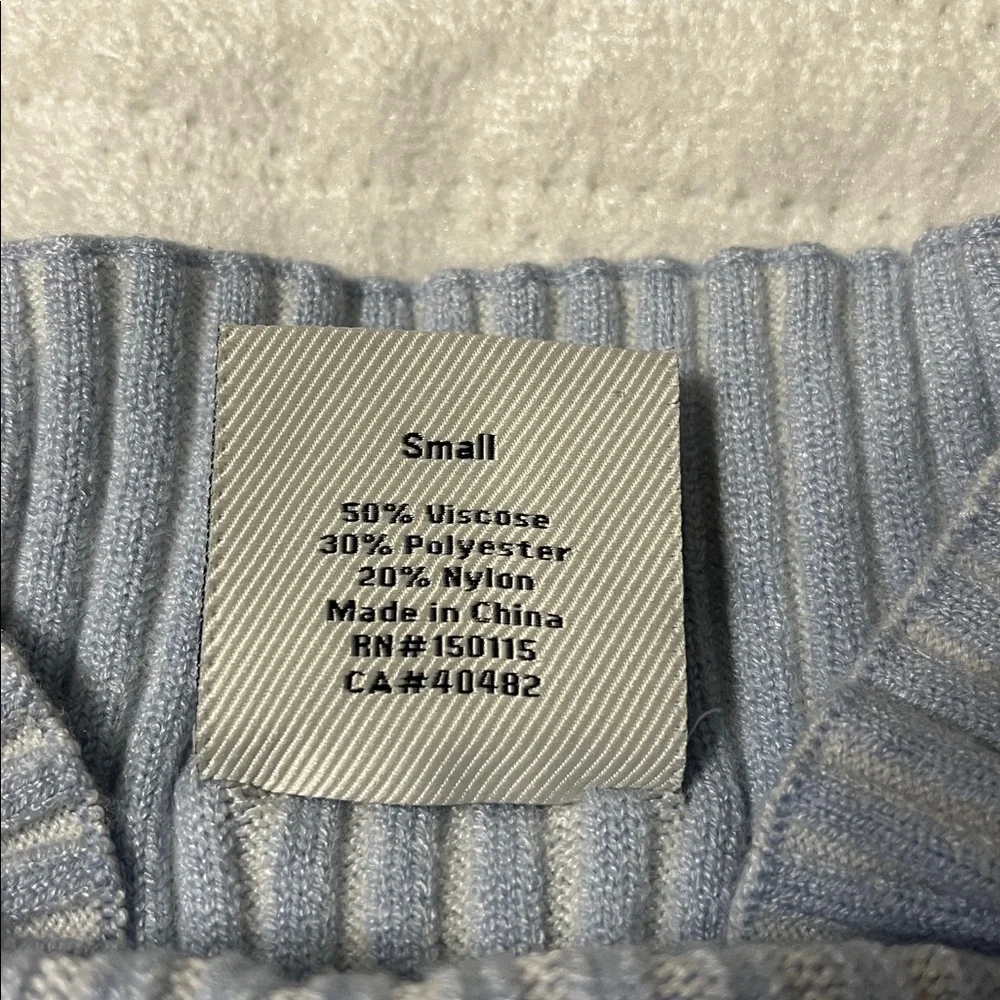Light Blue Ribbed Sweater - Picture 4 of 6
